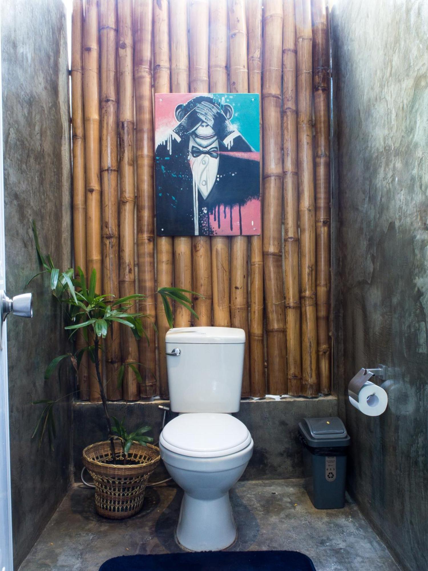 Wild Monkeys Hostel Moalboal Ngoại thất bức ảnh